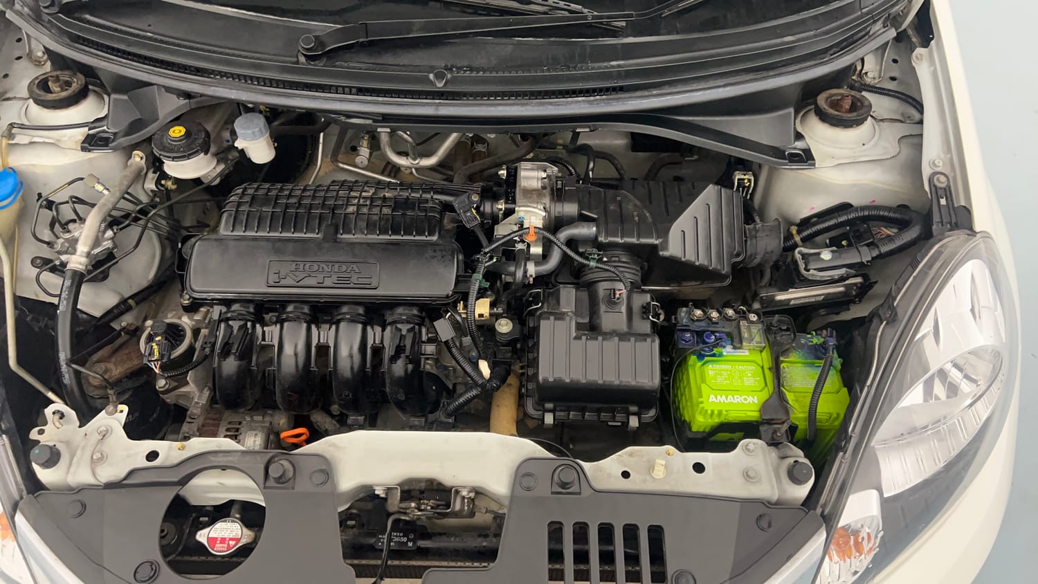 Used 2015 Honda Mobilio S Petrol Petrol Manual engine ENGINE LEFT SIDE VIEW