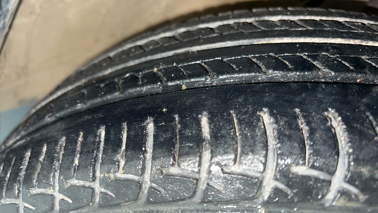 Used 2019 Maruti Suzuki Baleno Delta Automatic Petrol Automatic tyres RIGHT FRONT TYRE TREAD VIEW