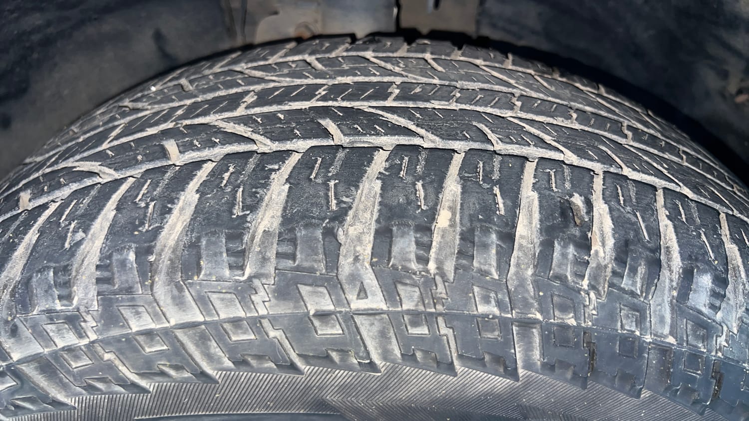 Used 2019 Tata Harrier XZ Diesel Manual tyres RIGHT FRONT TYRE TREAD VIEW