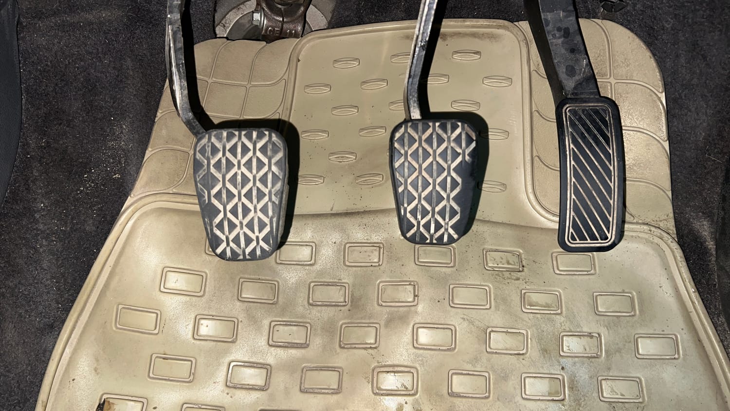 Used 2016 Ford EcoSport Titanium+ 1.0L EcoBoost Petrol Manual interior PEDALS VIEW
