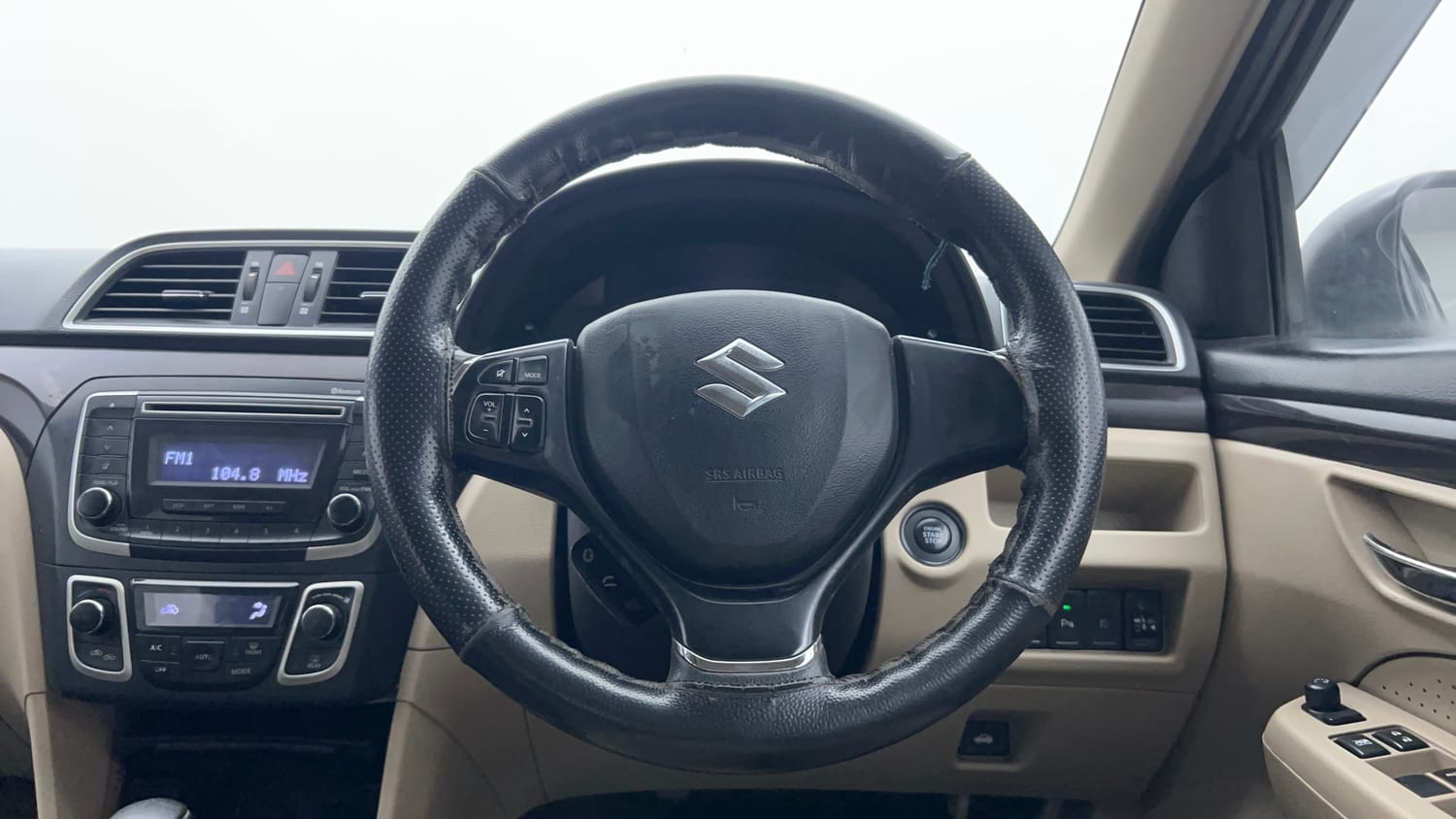 Used 2016 Maruti Suzuki Ciaz ZXi  AT Petrol Automatic interior STEERING VIEW