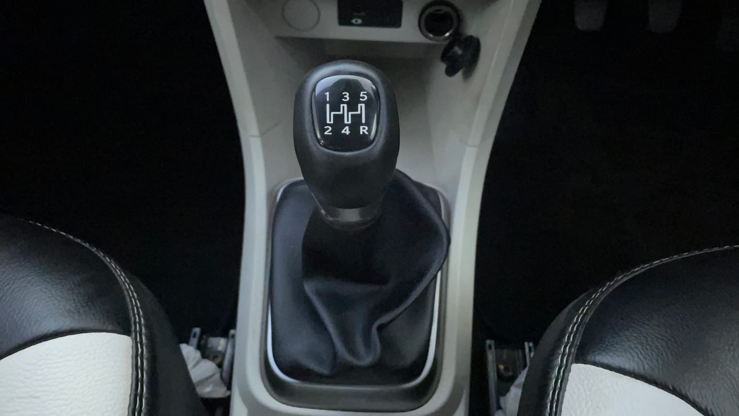 Used 2023 Tata Tigor XZ Plus Petrol Manual interior GEAR  KNOB VIEW