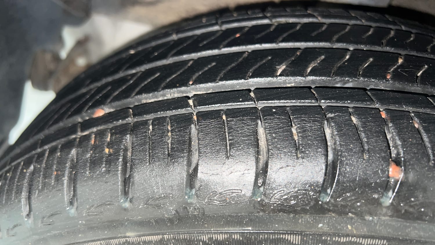 Used 2022 Hyundai Grand i10 Nios Asta 1.2 Kappa VTVT Petrol Manual tyres RIGHT REAR TYRE TREAD VIEW