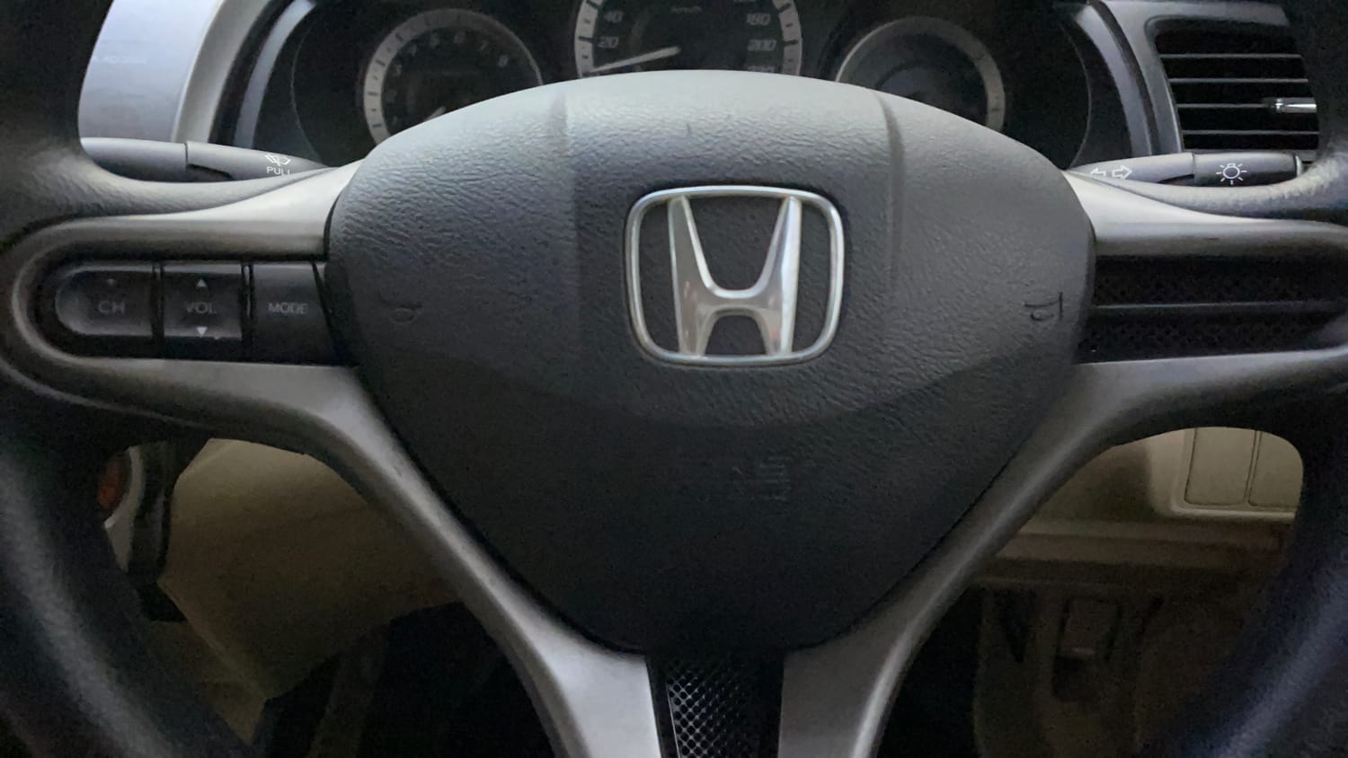 Used 2012 Honda City 1.5 S MT Petrol Manual top_features Airbags