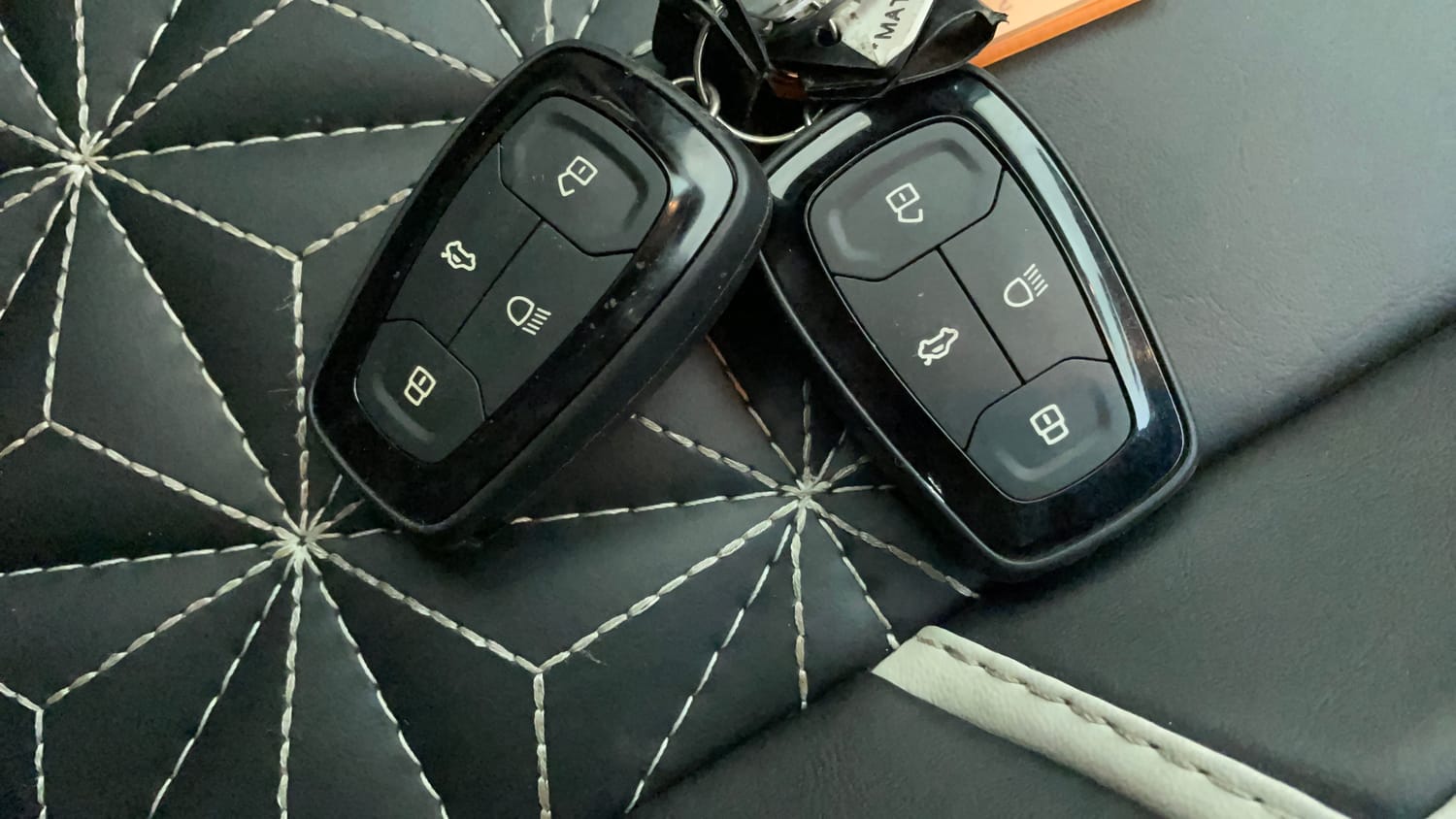 Used 2022 Tata Punch Accomplished MT Petrol Manual extra CAR KEY VIEW