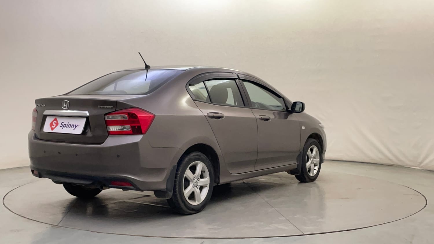 Used 2012 Honda City 1.5 S MT Petrol Manual exterior RIGHT REAR CORNER VIEW