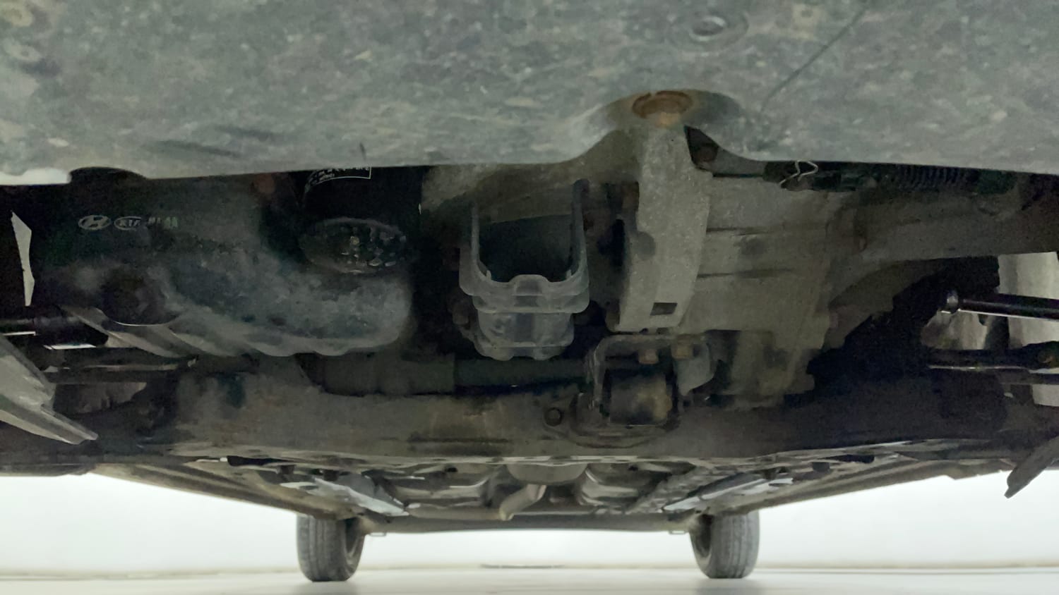 Used 2018 Hyundai Grand i10 Sportz (O) 1.2 Kappa VTVT Petrol Manual extra FRONT LEFT UNDERBODY VIEW