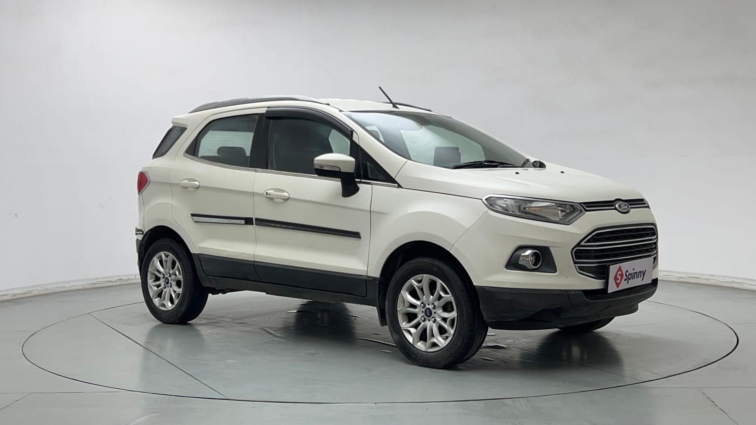 Used 2016 Ford EcoSport Titanium+ 1.0L EcoBoost Petrol Manual exterior RIGHT FRONT CORNER VIEW