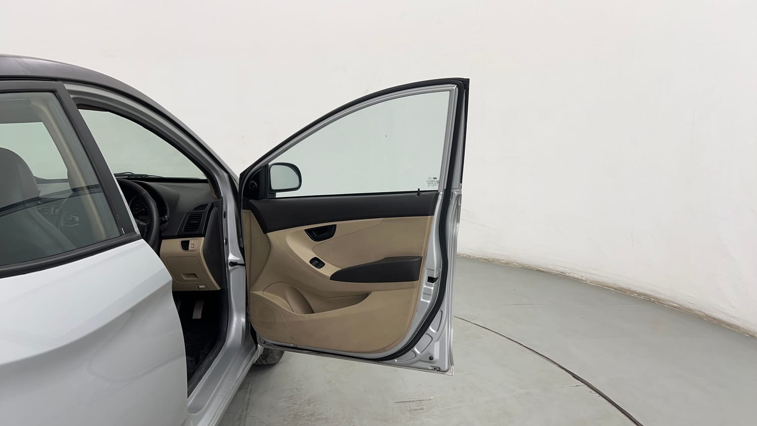 Used 2016 Hyundai Eon Magna Petrol Manual interior RIGHT FRONT DOOR OPEN VIEW