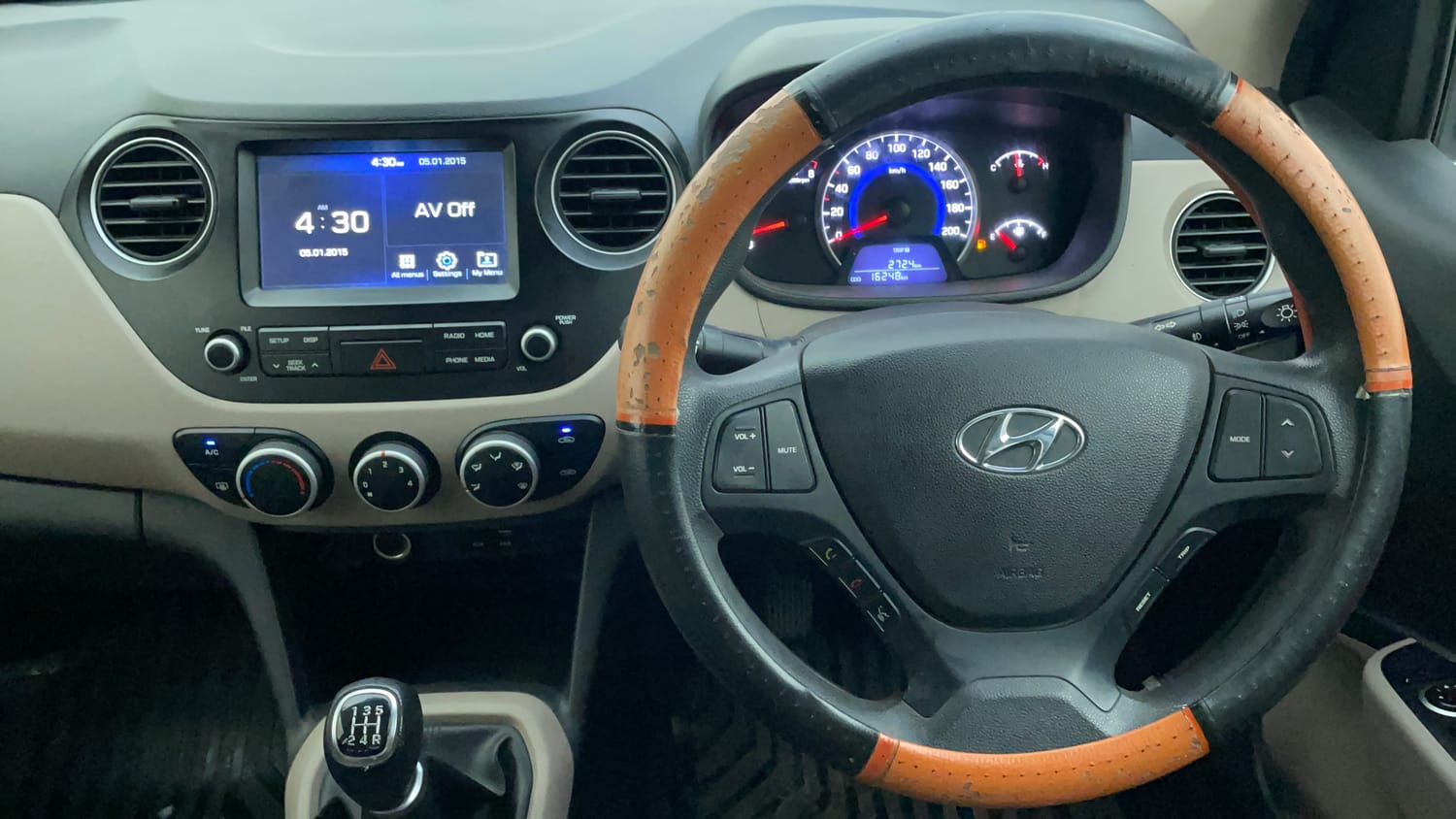 Used 2018 Hyundai Grand i10 Sportz (O) 1.2 Kappa VTVT Petrol Manual interior STEERING VIEW