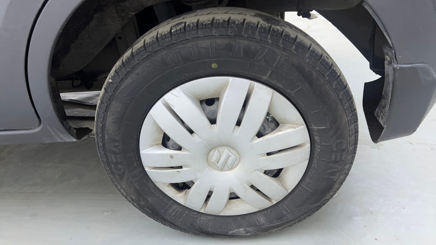 Used 2018 Maruti Suzuki Alto 800 LXi Petrol Manual tyres LEFT REAR TYRE RIM VIEW