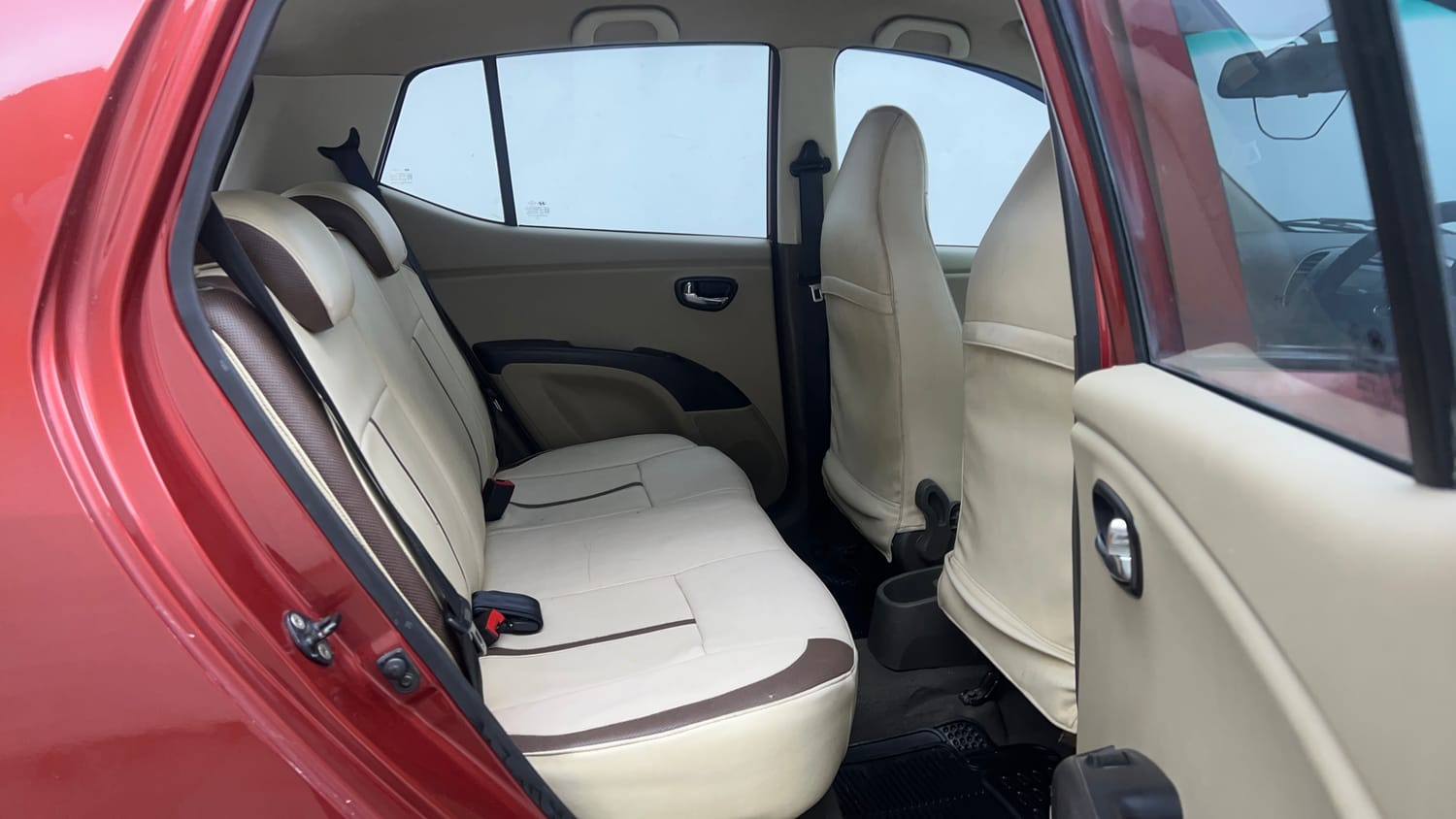 Used 2012 Hyundai i10 Sportz 1.2 Kappa2 Petrol Manual interior RIGHT SIDE REAR DOOR CABIN VIEW