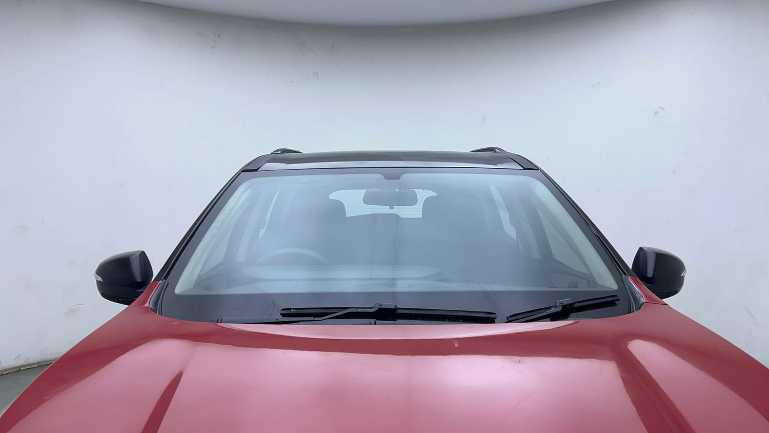 Used 2024 Mahindra XUV700 AX 5 Petrol AT 5 STR Petrol Automatic exterior FRONT WINDSHIELD VIEW