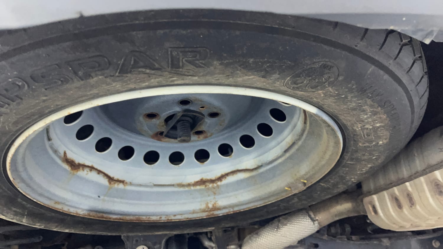 Used 2024 Mahindra XUV700 AX 5 Petrol AT 5 STR Petrol Automatic tyres SPARE TYRE VIEW