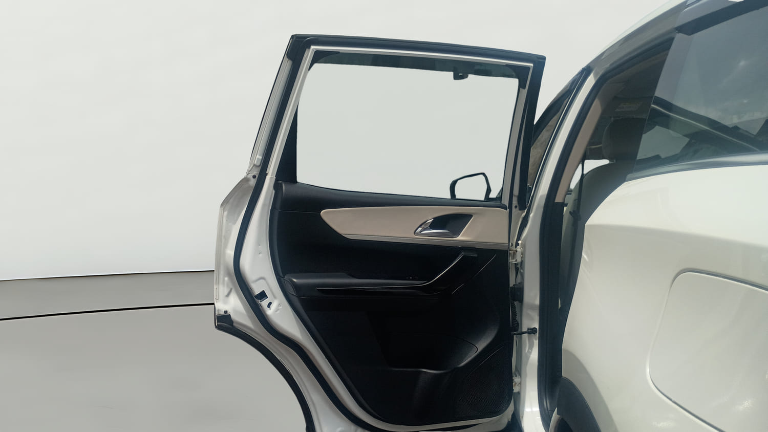 Used 2023 Mahindra XUV700 AX 7 Luxury Pack Diesel MT 7 STR Diesel Manual interior LEFT REAR DOOR OPEN VIEW