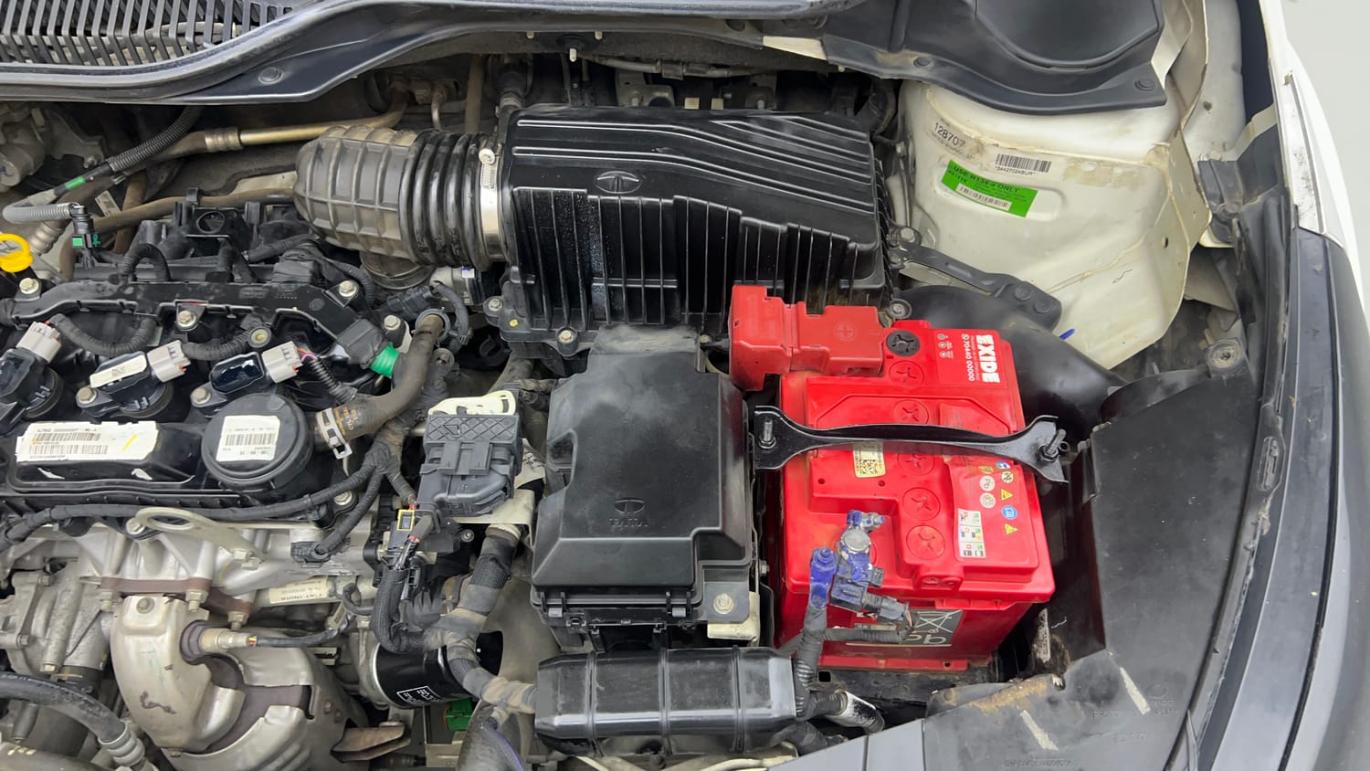 Used 2022 Tata Altroz XZA Petrol Petrol Automatic engine ENGINE LEFT SIDE VIEW