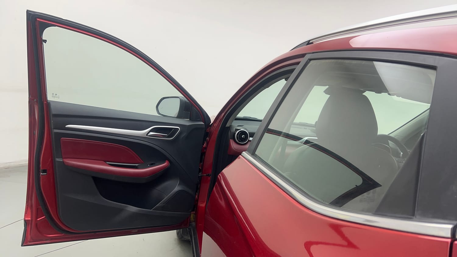 Used 2022 MG Motors Astor Savvy 1.3 Turbo AT S Red Petrol Automatic interior LEFT FRONT DOOR OPEN VIEW