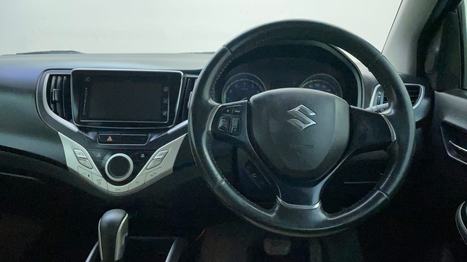 Used 2018 Maruti Suzuki Baleno Alpha 1.2 AT Petrol Automatic interior STEERING VIEW