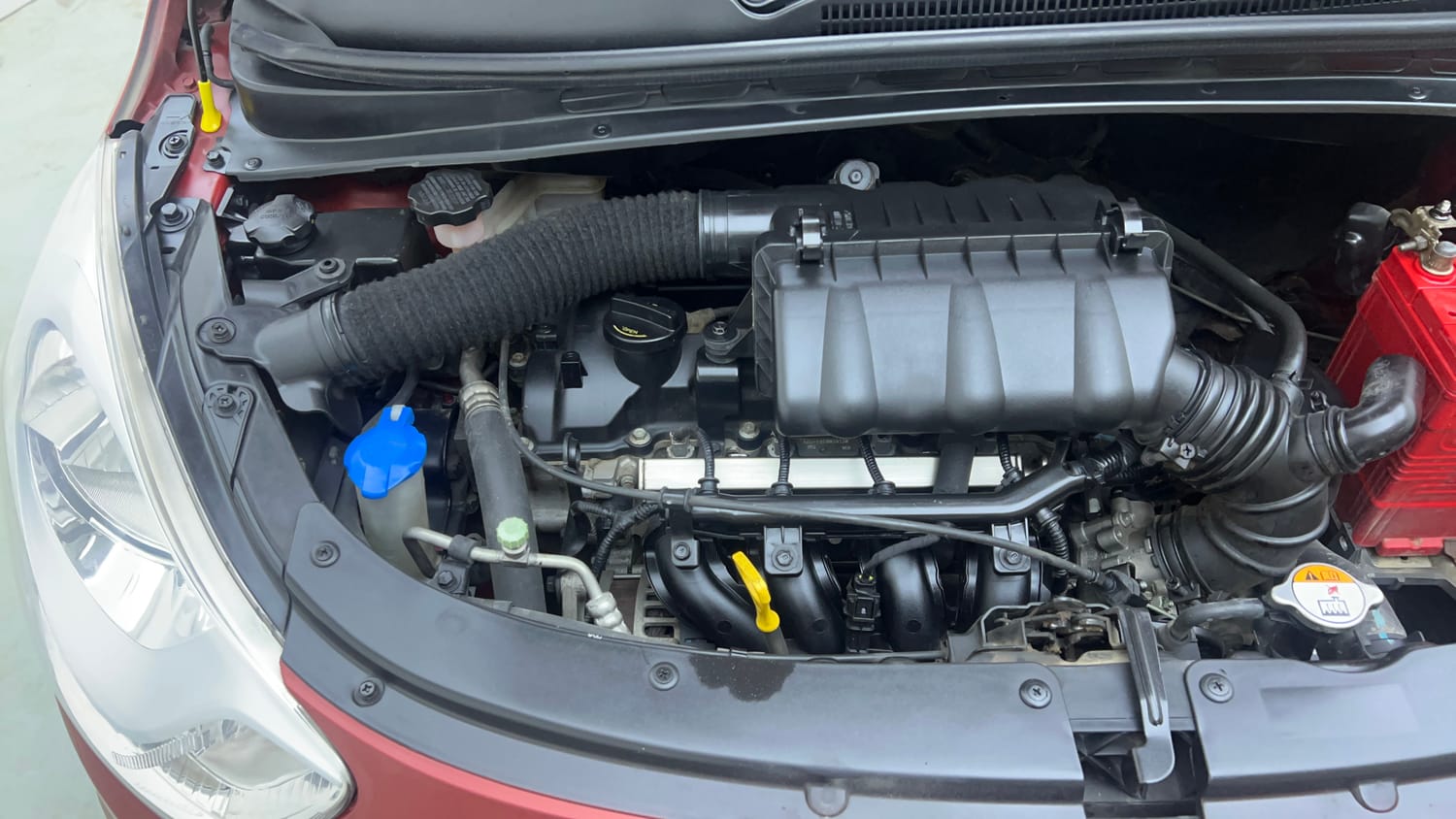 Used 2012 Hyundai i10 Sportz 1.2 Kappa2 Petrol Manual engine ENGINE RIGHT SIDE VIEW