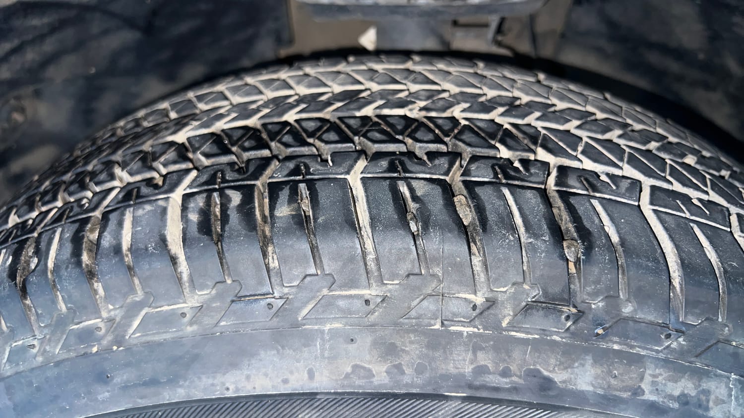 Used 2019 Tata Harrier XZ Diesel Manual tyres LEFT FRONT TYRE TREAD VIEW