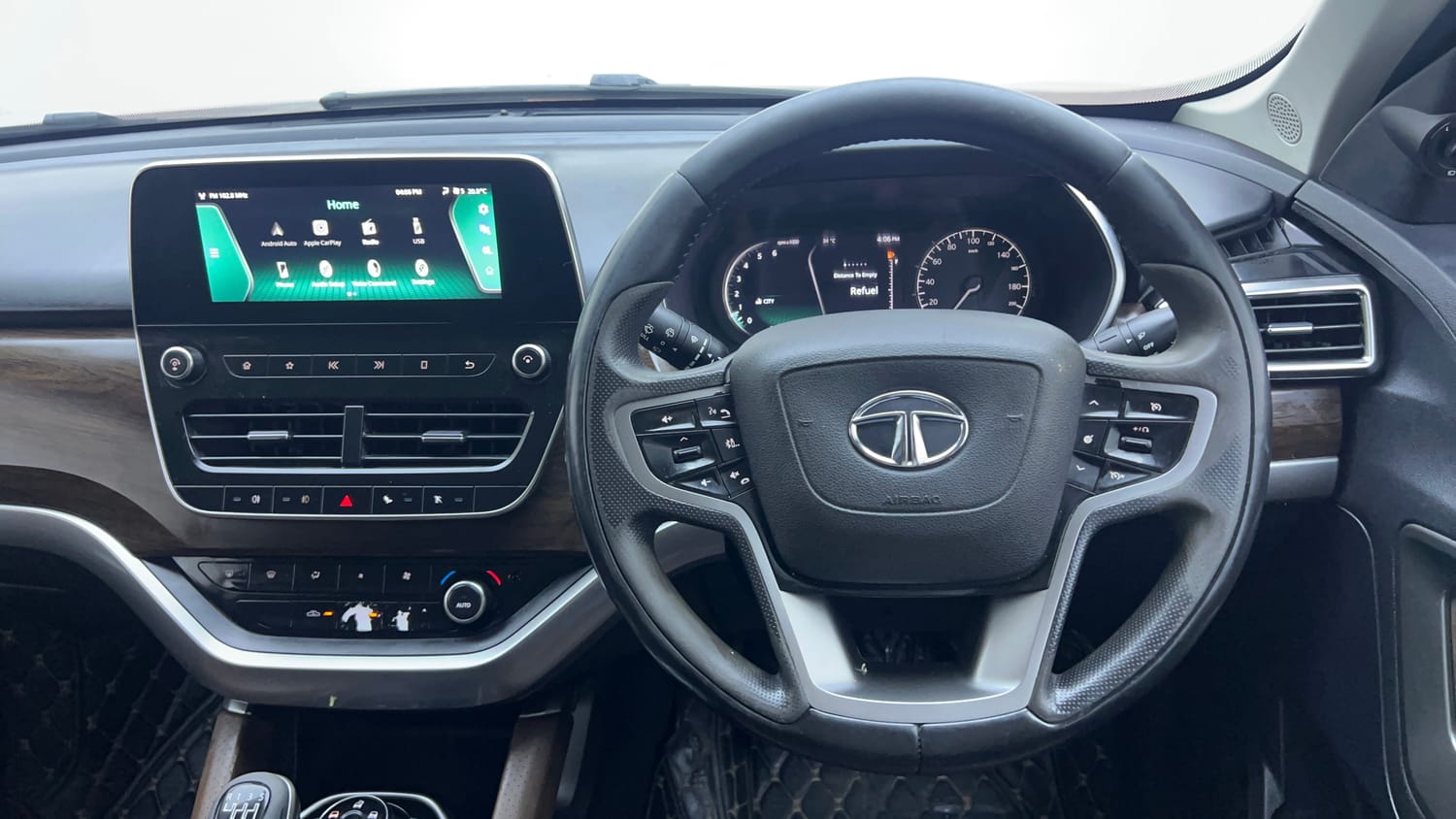 Used 2019 Tata Harrier XZ Diesel Manual interior STEERING VIEW