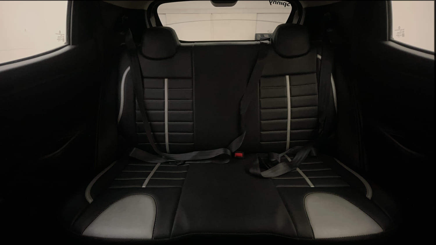 Used 2018 Renault Kwid RXT Petrol Manual interior REAR SEAT CONDITION VIEW