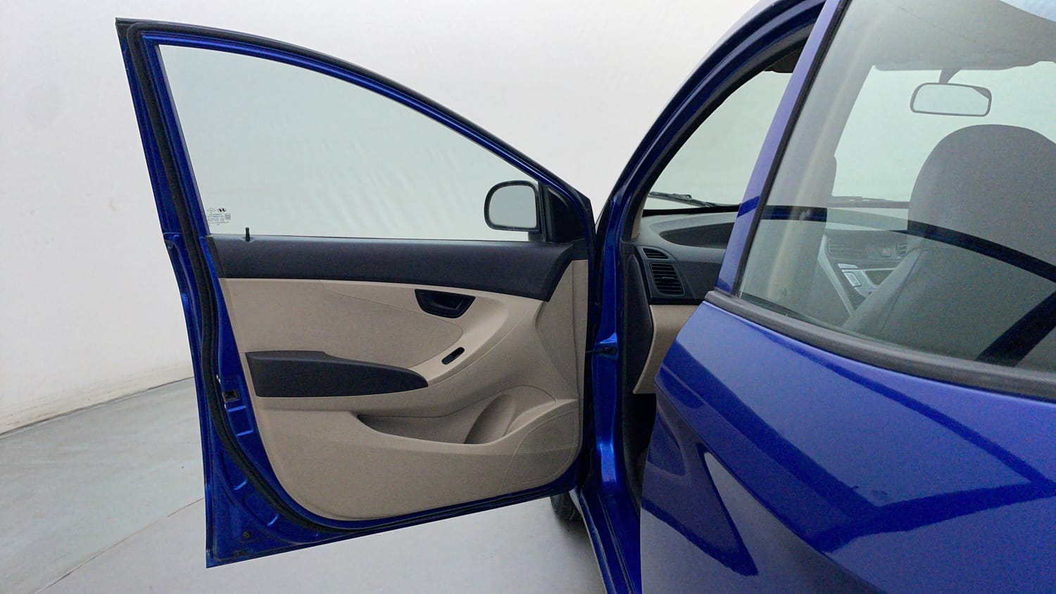 Used 2012 Hyundai Eon Era Petrol Manual interior LEFT FRONT DOOR OPEN VIEW
