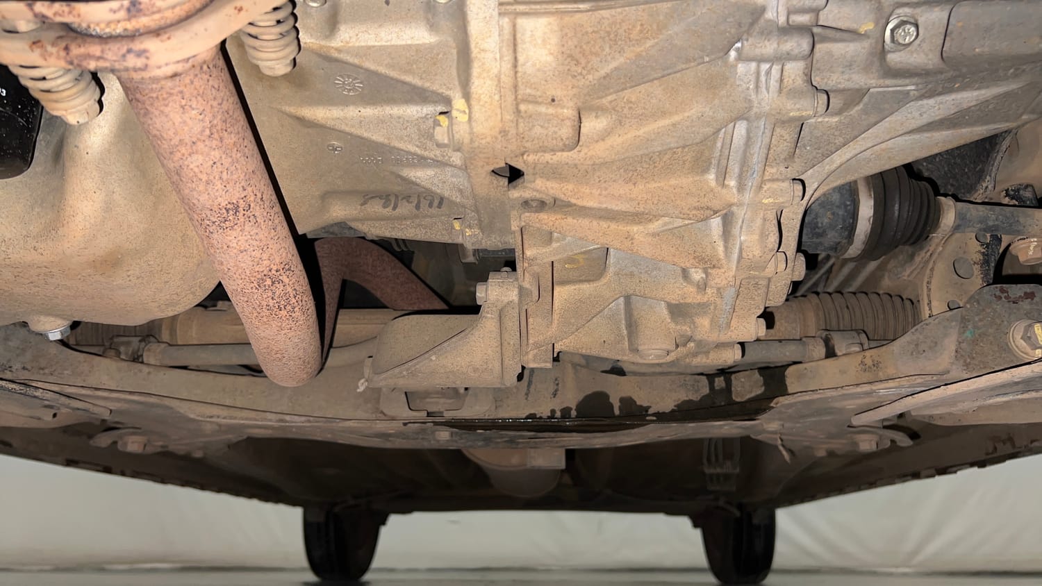 Used 2020 Maruti Suzuki Ignis Delta 1.2 AMT Petrol Automatic extra FRONT LEFT UNDERBODY VIEW