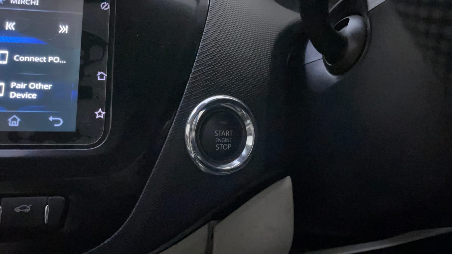 Used 2023 Tata Tigor XZ Plus Petrol Manual top_features Keyless start