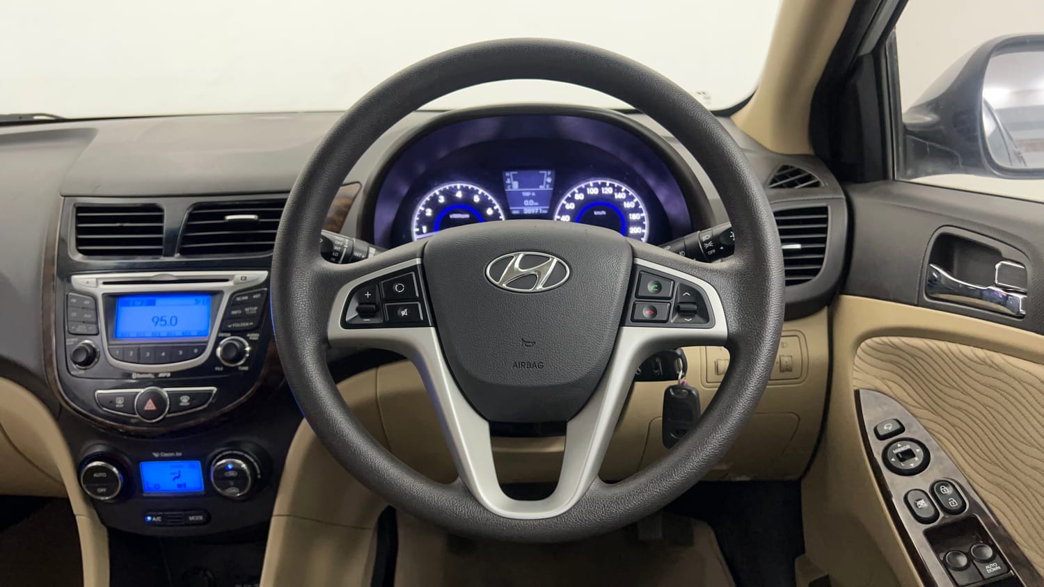 Used 2012 Hyundai Verna Fluidic 1.6 VTVT SX Petrol Manual interior STEERING VIEW