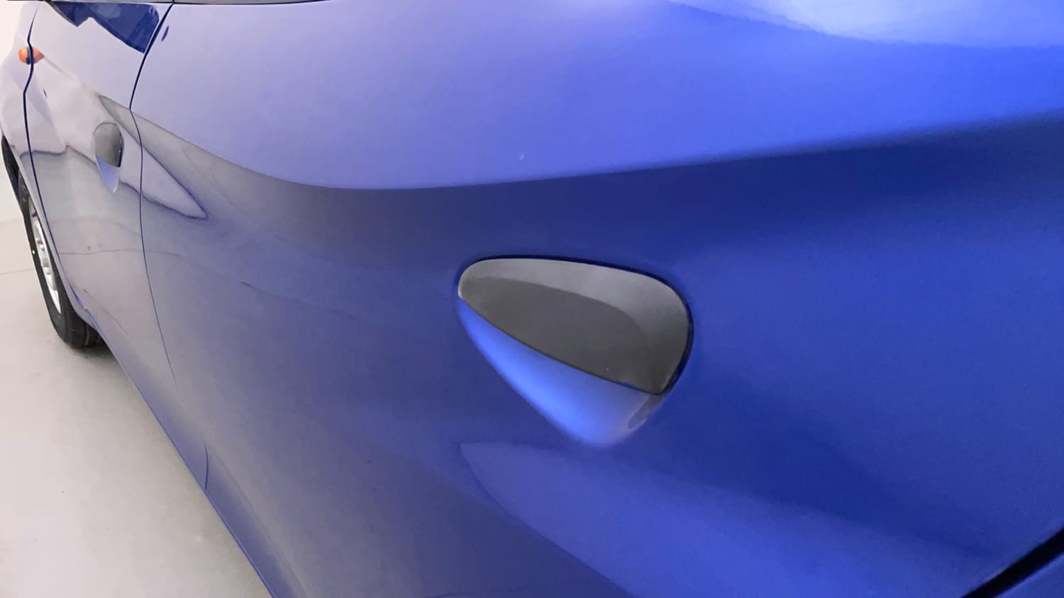 Used 2012 Hyundai Eon Era Petrol Manual dents MINOR SCRATCH