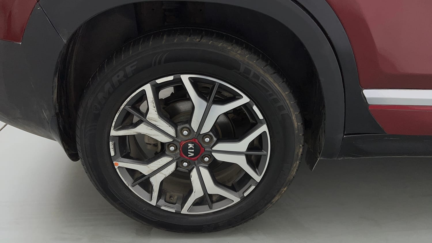 Used 2019 Kia Seltos GTX Plus 1.4 Petrol Manual tyres RIGHT REAR TYRE RIM VIEW
