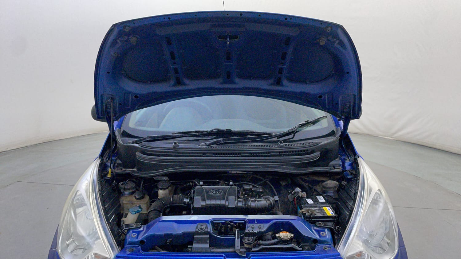 Used 2012 Hyundai Eon Era Petrol Manual engine ENGINE & BONNET OPEN FRONT VIEW