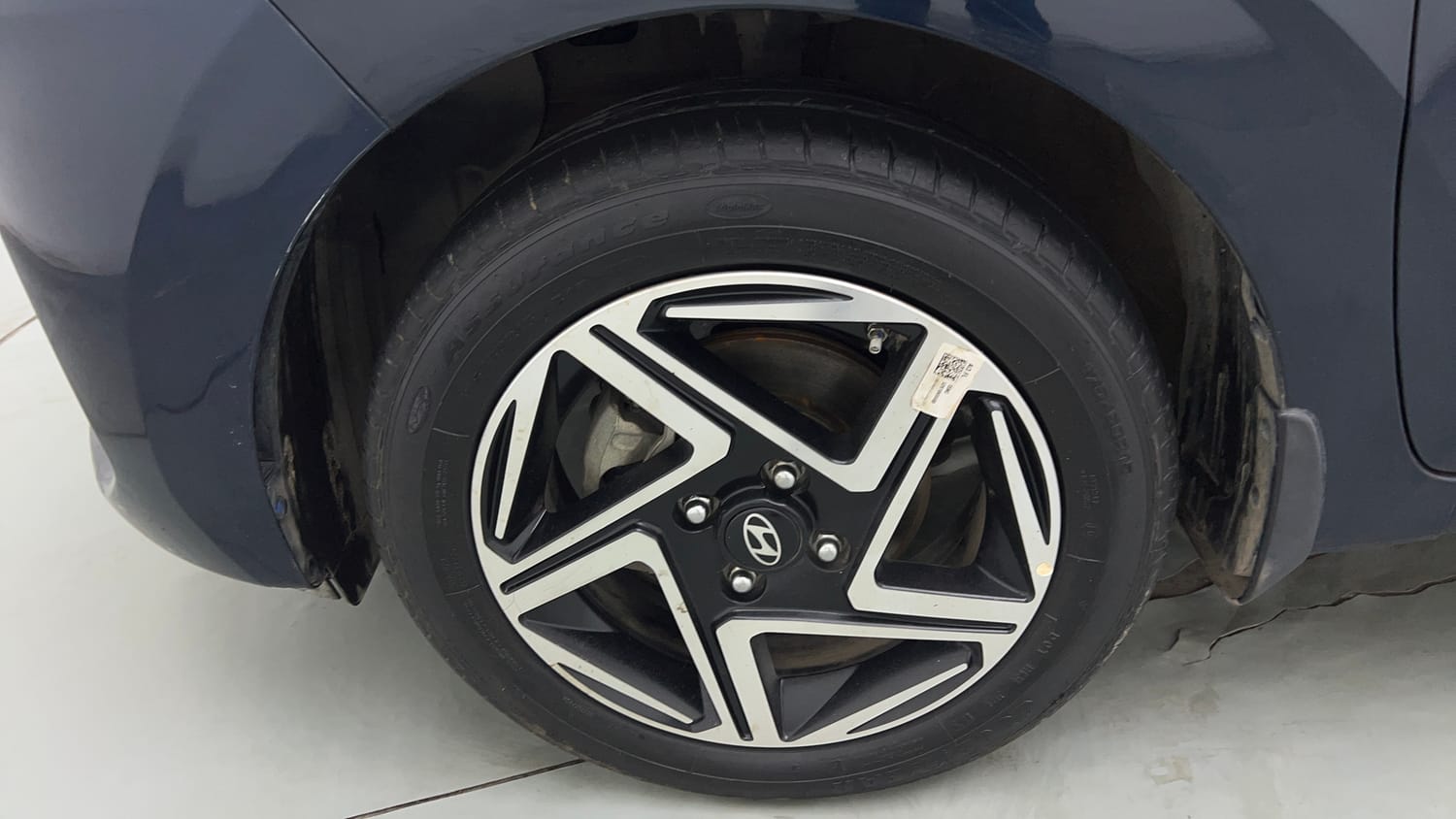 Used 2025 Hyundai Grand i10 Nios Sportz (O) 1.2 Kappa VTVT Petrol Manual tyres LEFT FRONT TYRE RIM VIEW