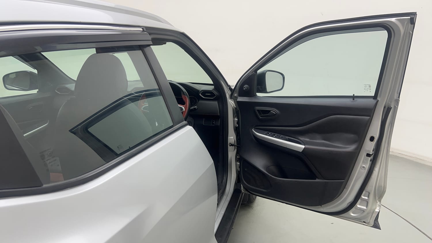 Used 2021 Nissan Magnite XE Petrol Manual interior RIGHT FRONT DOOR OPEN VIEW