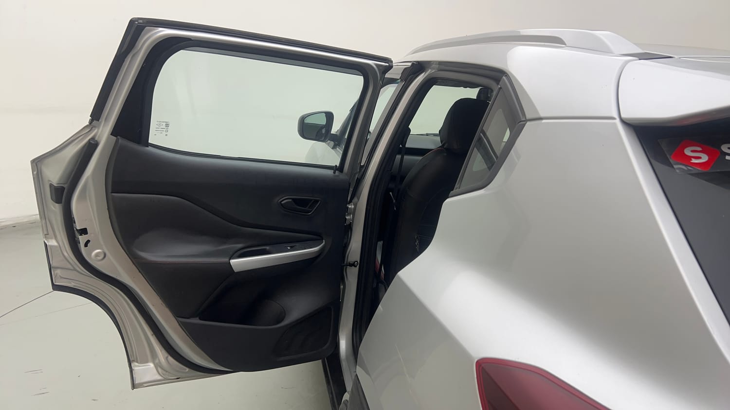 Used 2021 Nissan Magnite XE Petrol Manual interior LEFT REAR DOOR OPEN VIEW