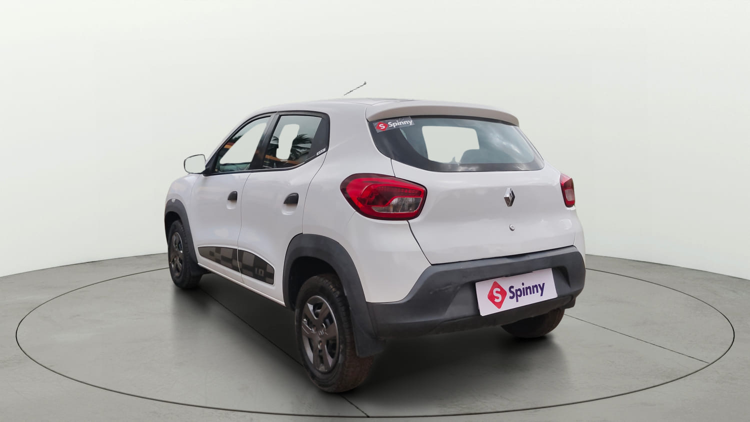 Used 2017 Renault Kwid 1.0 RXT AMT Opt Petrol Automatic exterior LEFT REAR CORNER VIEW