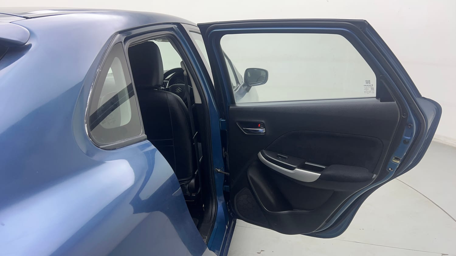Used 2016 Maruti Suzuki Baleno Delta 1.2 Petrol Manual interior RIGHT REAR DOOR OPEN VIEW