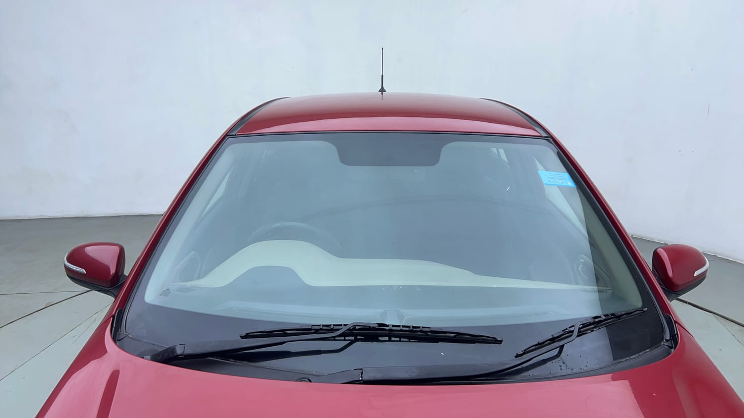 Used 2017 Hyundai Elite i20 Sportz 1.2 CNG (Outside fitted) Cng Manual exterior FRONT WINDSHIELD VIEW
