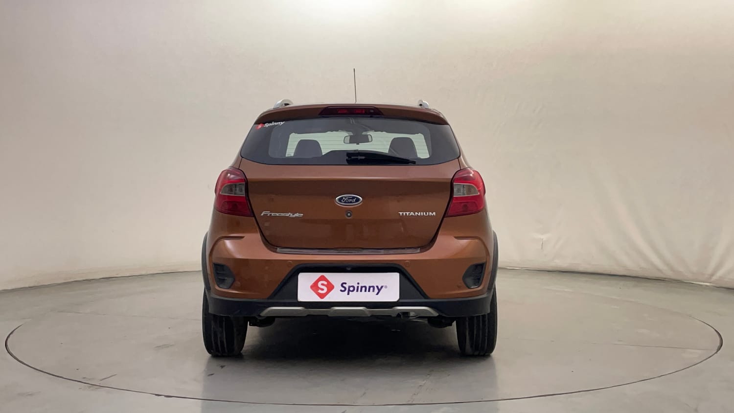 Used 2019 Ford Freestyle Titanium 1.2 Ti-VCT Petrol Manual exterior BACK VIEW