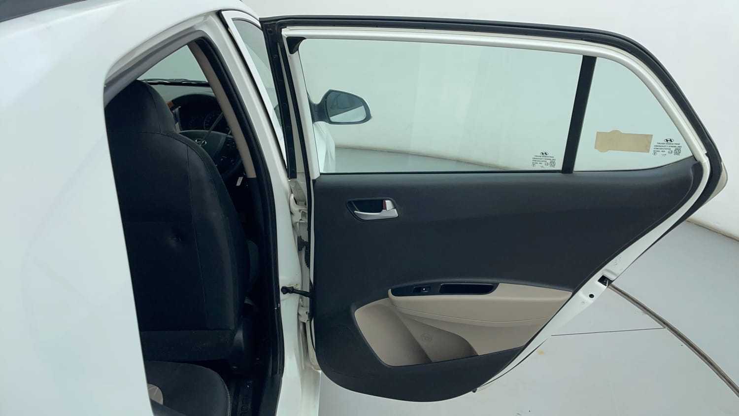 Used 2018 Hyundai Grand i10 Sportz (O) 1.2 Kappa VTVT Petrol Manual interior RIGHT REAR DOOR OPEN VIEW