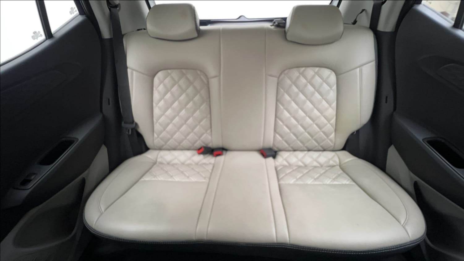 Used 2025 Hyundai Grand i10 Nios Sportz (O) 1.2 Kappa VTVT Petrol Manual interior REAR SEAT CONDITION VIEW