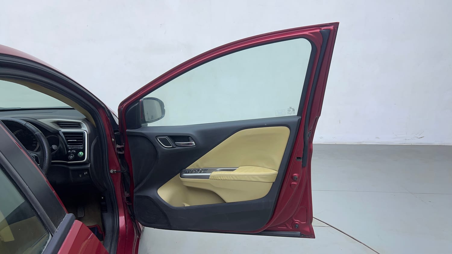 Used 2019 Honda City ZX CVT Petrol Petrol Automatic interior RIGHT FRONT DOOR OPEN VIEW