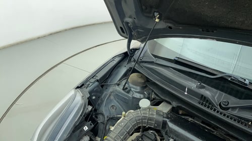 Used 2019 Maruti Suzuki Baleno Zeta Petrol Manual engine ENGINE RIGHT SIDE HINGE & APRON VIEW