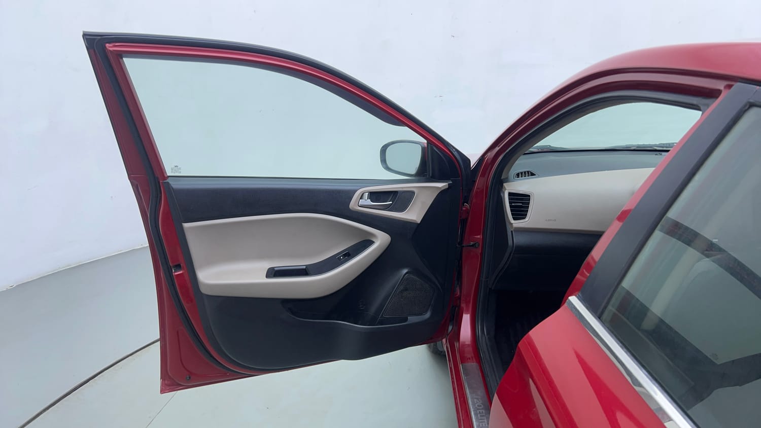 Used 2017 Hyundai Elite i20 Sportz 1.2 CNG (Outside fitted) Cng Manual interior LEFT FRONT DOOR OPEN VIEW