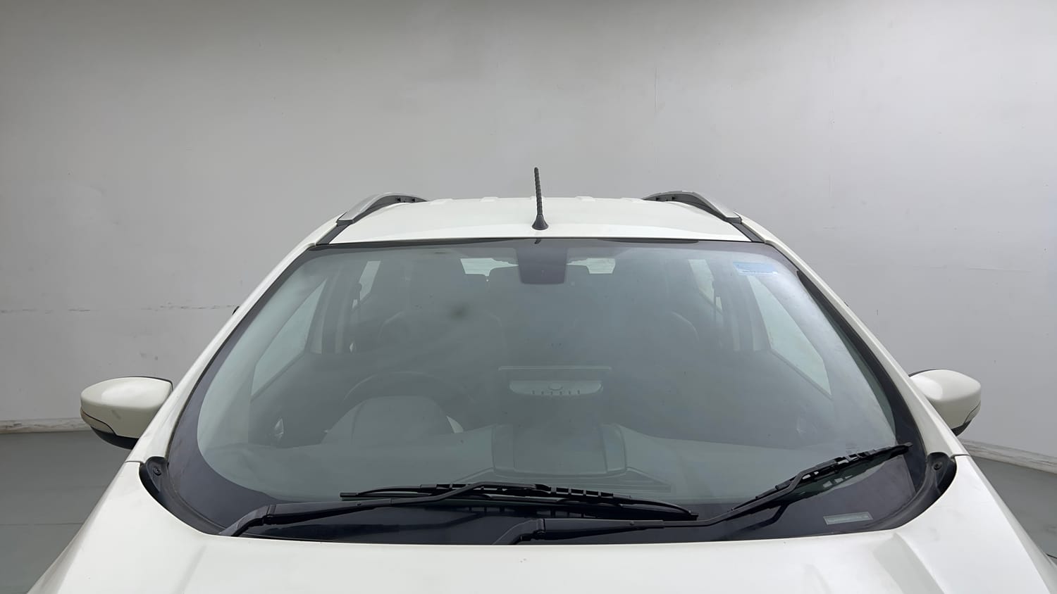 Used 2016 Ford EcoSport Titanium+ 1.0L EcoBoost Petrol Manual exterior FRONT WINDSHIELD VIEW
