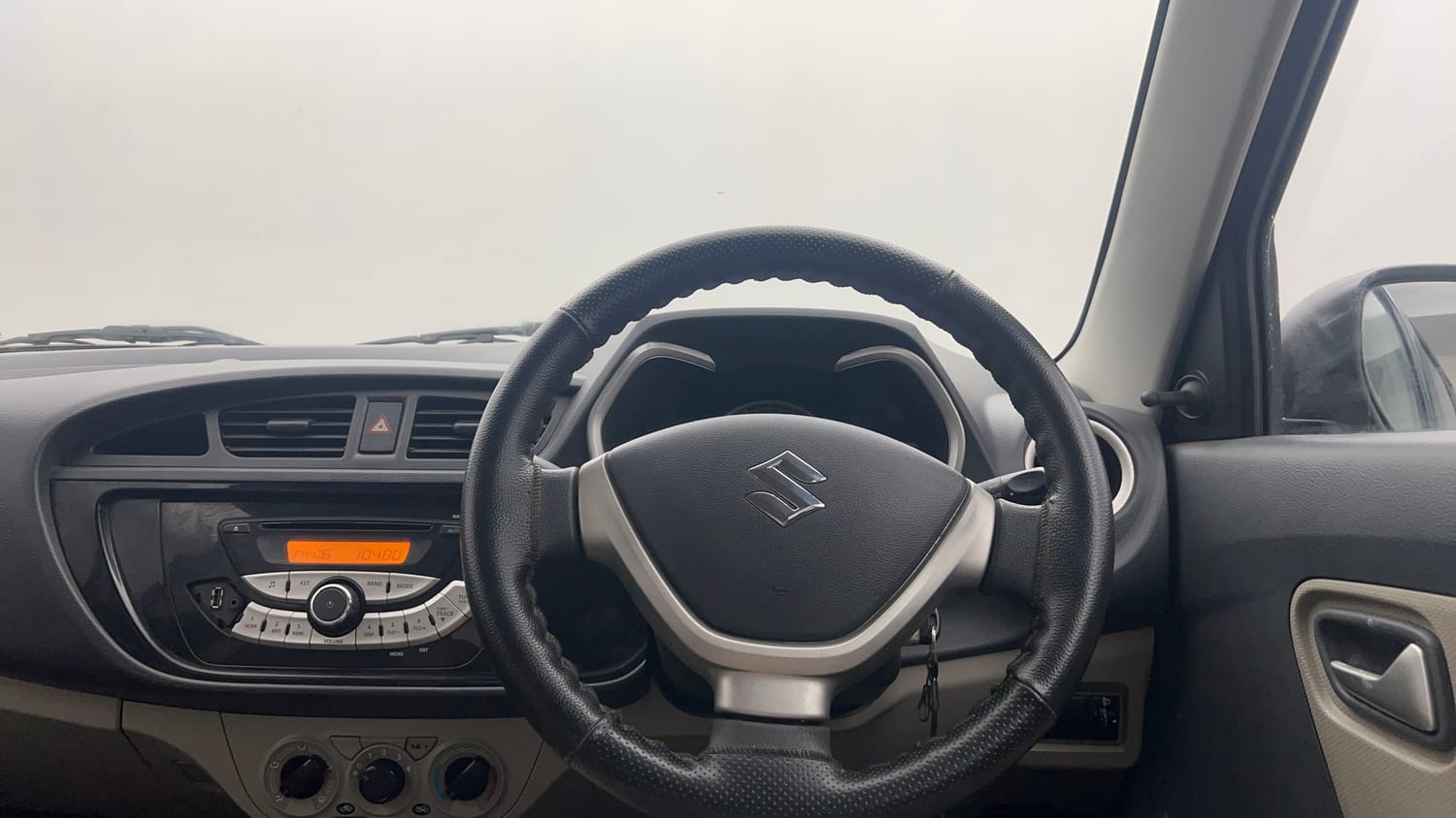 Used 2016 Maruti Suzuki Alto K10 VXi AMT Petrol Automatic interior STEERING VIEW