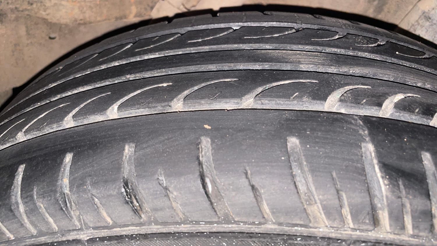 Used 2012 Honda City 1.5 S MT Petrol Manual tyres LEFT REAR TYRE TREAD VIEW
