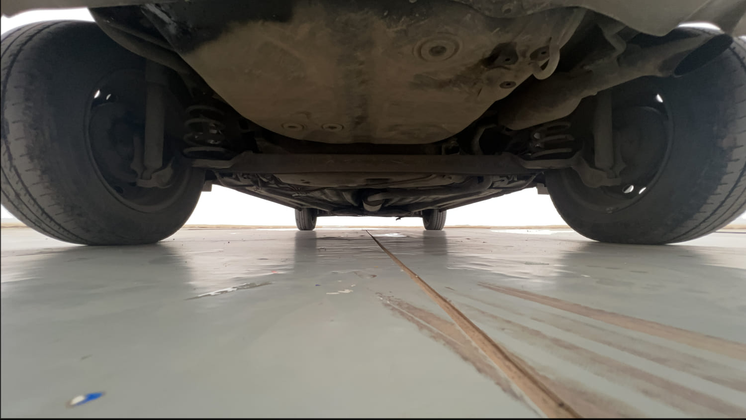 Used 2019 Maruti Suzuki Wagon R VXi 1.2 AMT Petrol Automatic extra REAR UNDERBODY VIEW (TAKEN FROM REAR)