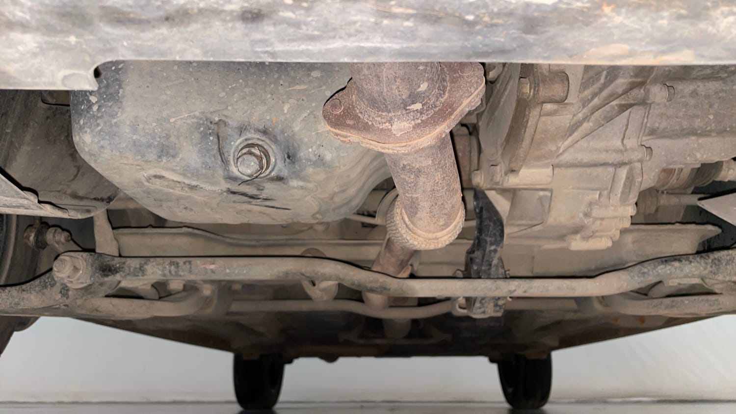 Used 2020 Tata Tigor XZ Plus Petrol Manual extra FRONT LEFT UNDERBODY VIEW
